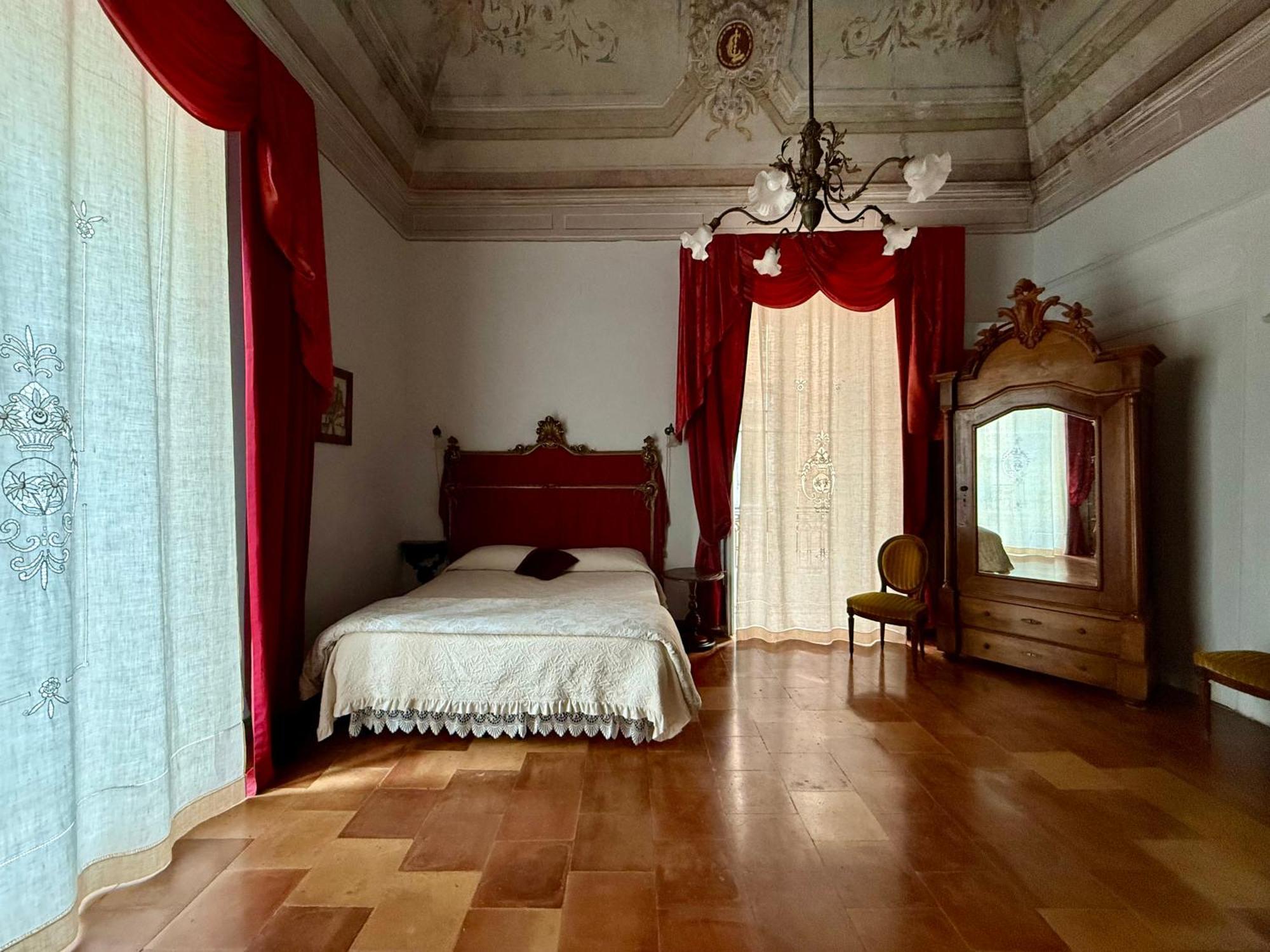 Le Foglie Di Acanto Лучера Екстер'єр фото